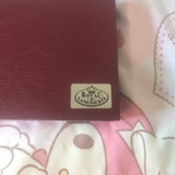 Watercolor Paint Set - Picture 3 of 3